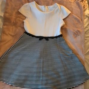 Girls dress in good condition